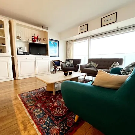 アパート In With Stunning Sea Views ウェンドゥイネ